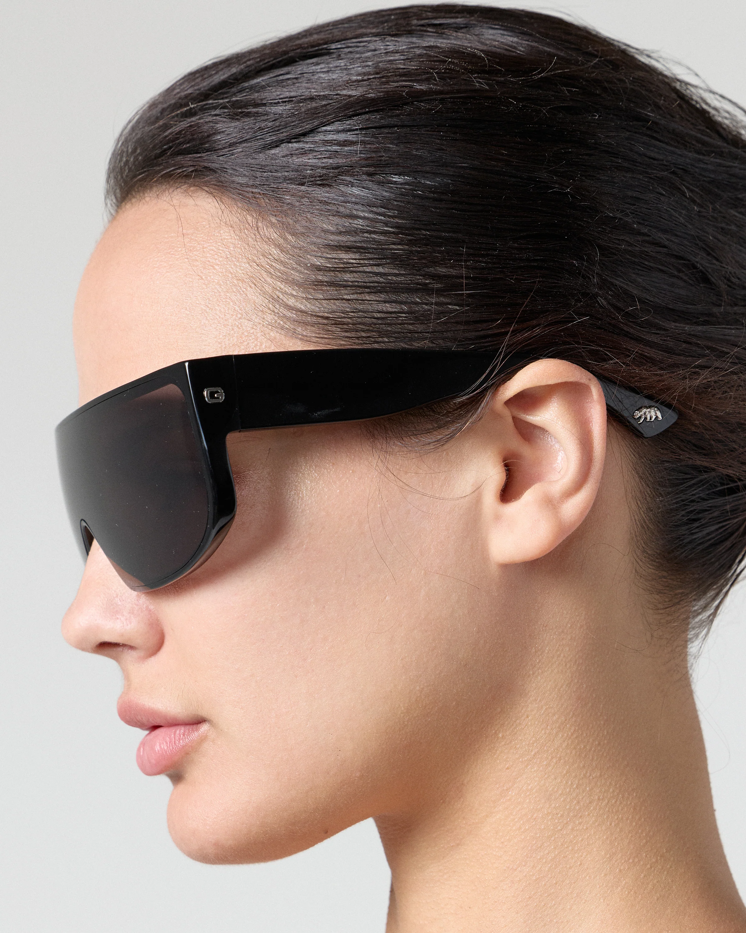 Sunglasses - Black - Image 5