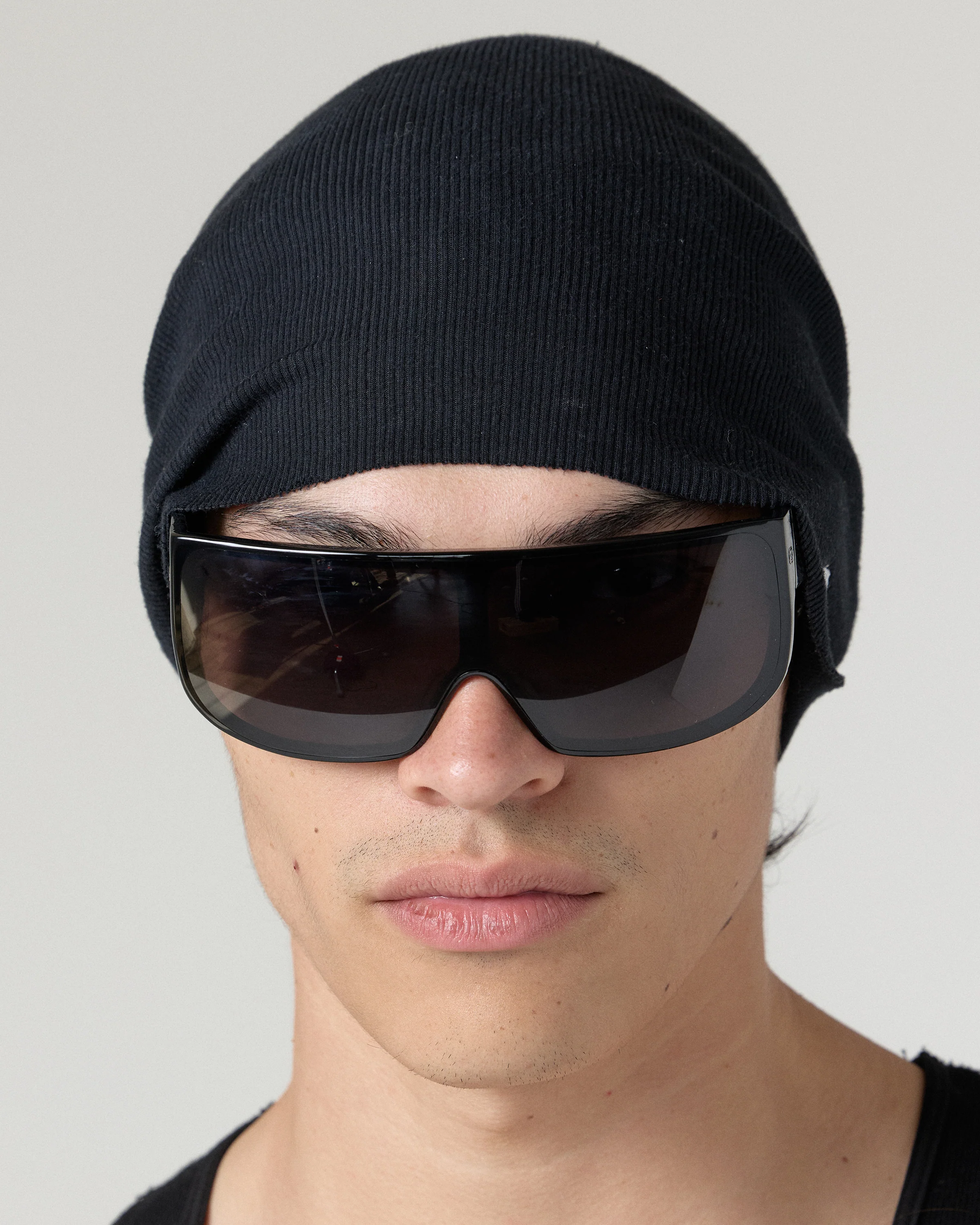 Sunglasses - Black - Image 7